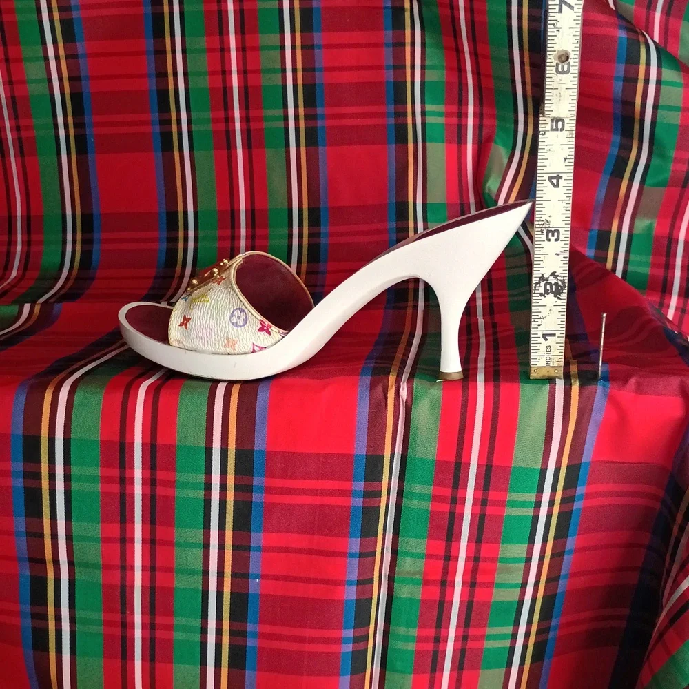 Stylish White and Red Women's Heels - Picture 8 of 10